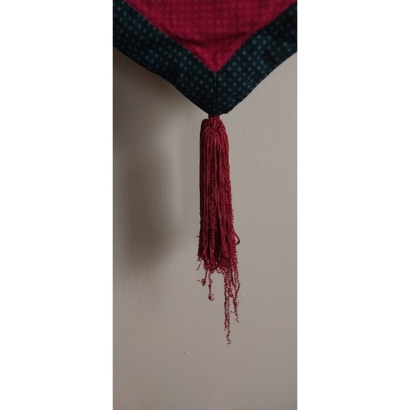 Woven Style Wine Red Green Tapestry Table Runner Length 74" Tassels Classic GUC - Picture 7 of 15